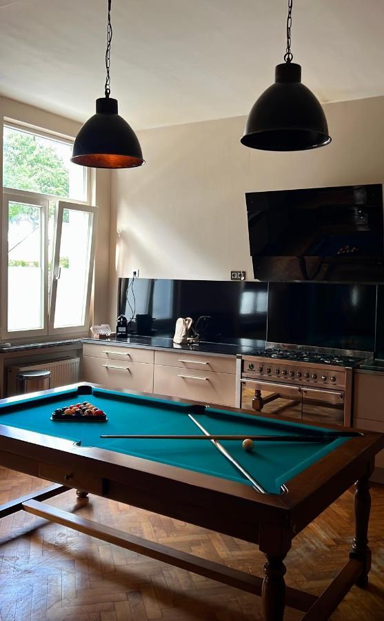 Ferienwohnung Capsule Casino - Jacuzzi - Billard - Netflix - Console & Jeux Mons  Exterior foto